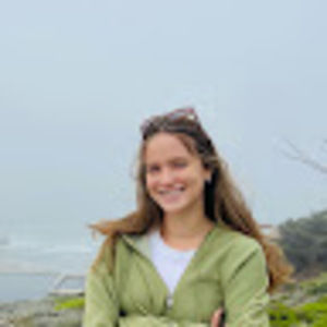 Meet your Posher, Claire